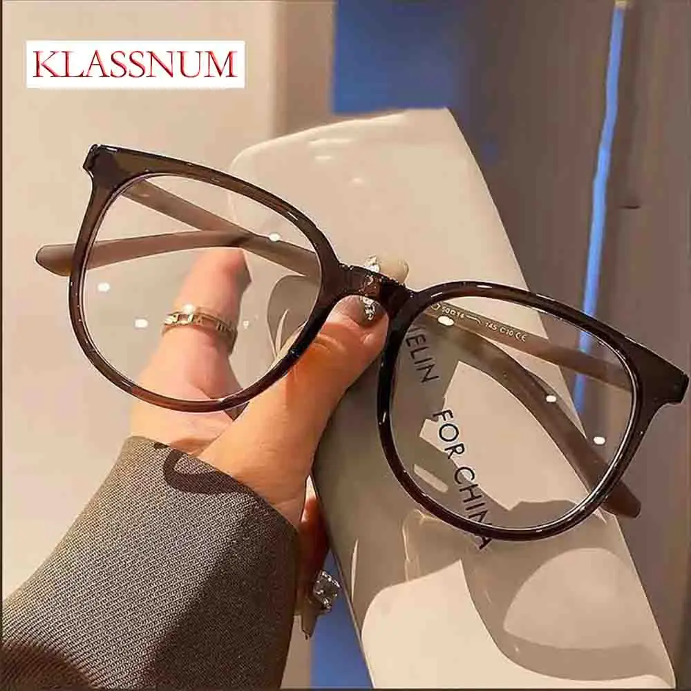 KLASSNUM Anti Blue Glasses for Ladies Luxury Finished Vintage Myopia Blocking Eyewear Fashion Women's computer Eyeglasses
KLASSNUM Anti Blue Glasses for Ladies Luxury Finished Vintage Myopia Blocking Eyewear Fashion Women's computer Eyeglasses