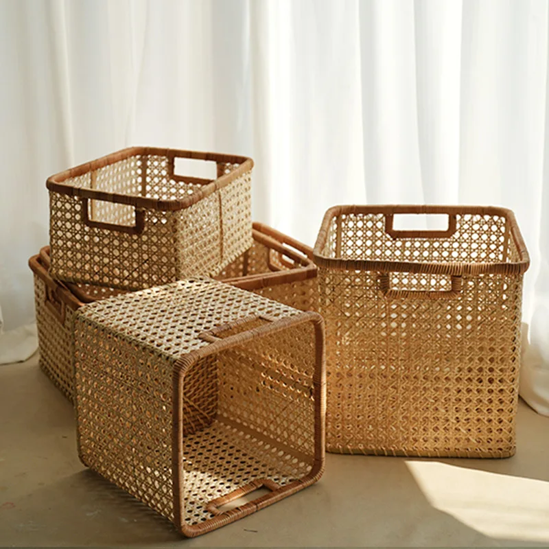 Nordic light luxury grid hollow storage basket hand-woven desktop sundries clothing finishing basket snack storage basket
Nordic light luxury grid hollow storage basket hand-woven desktop sundries clothing finishing basket snack storage basket