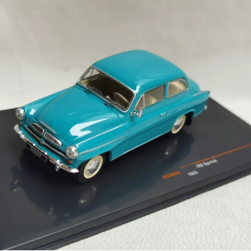 IXO масштаб 1/4 440 SPARTAK 1963, имитация модели автомобиля из сплава, статическая коллекция, украшенные праздничные подарки, игрушки, сувенирный подарок
IXO масштаб 1/4 440 SPARTAK 1963, имитация модели автомобиля из сплава, статическая коллекция, украшенные праздничные подарки, игрушки, сувенирный подарок