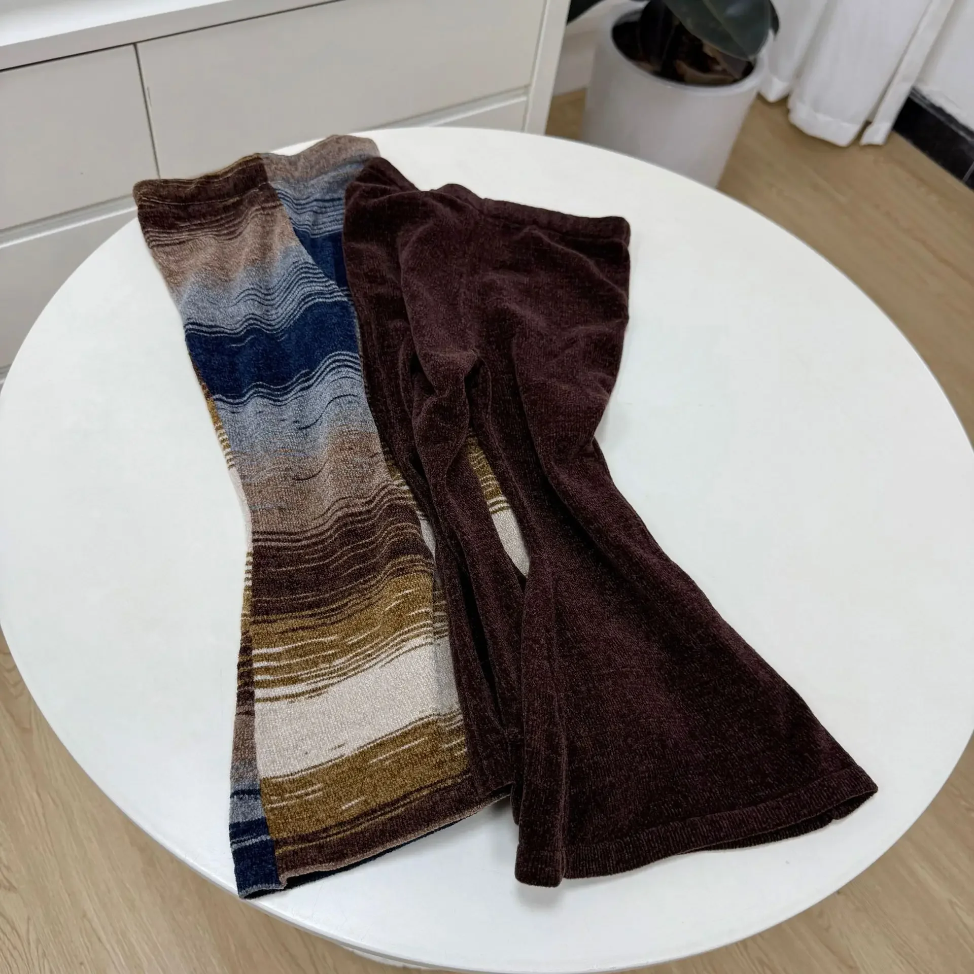 Girl Pants 2025 Autumn New Childrens Clothing Korean Style Girl Baby Fashion Color Knitted Bell-bottom Pants Casual Simple Daily
Girl Pants 2025 Autumn New Childrens Clothing Korean Style Girl Baby Fashion Color Knitted Bell-bottom Pants Casual Simple Daily