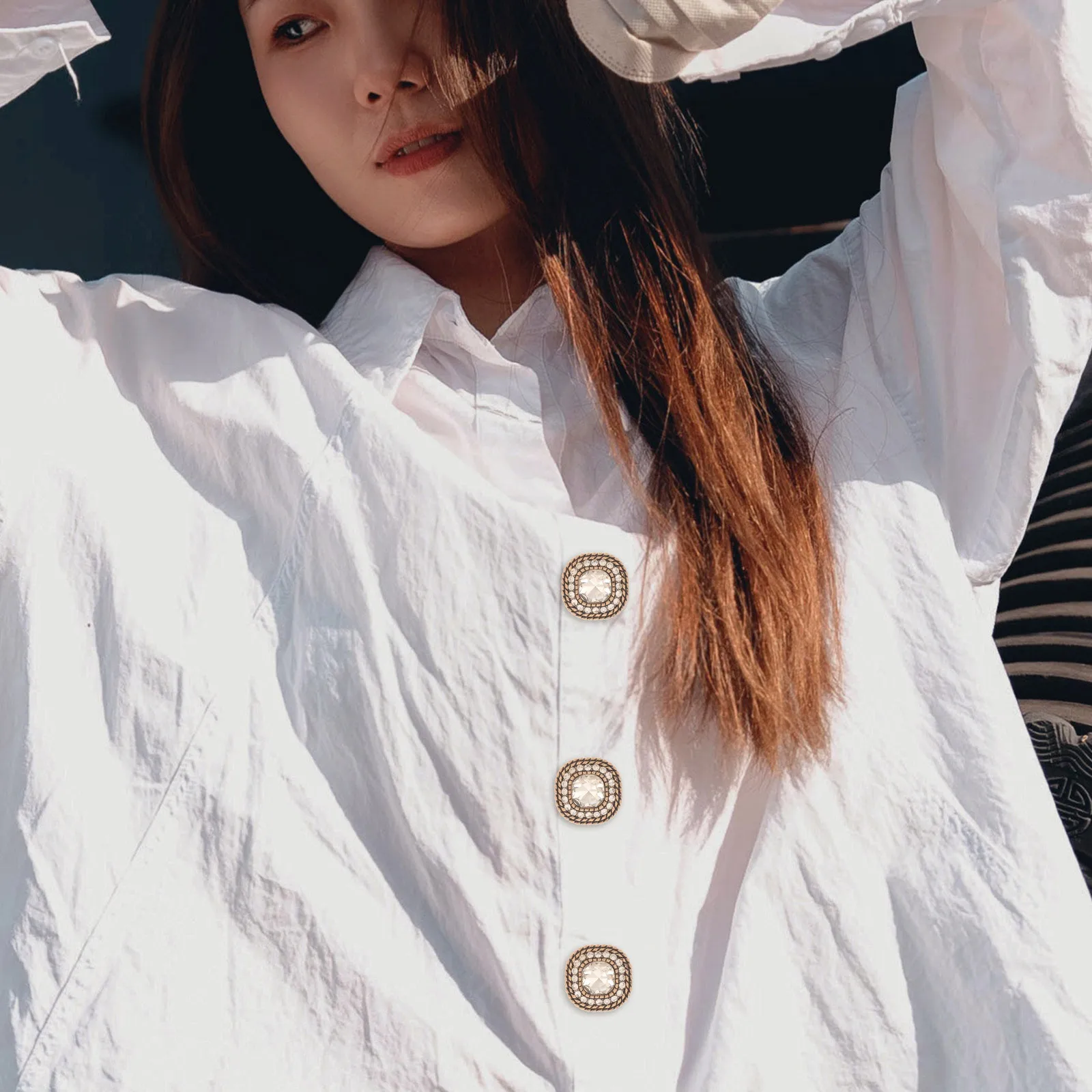 10Pcs Metal Buttons Decorative Sewing DIY Vintage Suit Clothing Overcoat Rhinestone Crystal Replacement Accessories Craft Pieces
10Pcs Metal Buttons Decorative Sewing DIY Vintage Suit Clothing Overcoat Rhinestone Crystal Replacement Accessories Craft Pieces