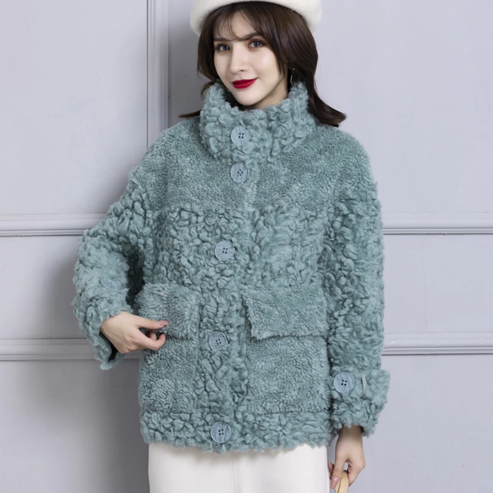 2023 Fashion Quality Women's Winter Coats Luxury Overcoat Female 100% Wool Jacket Turn-down Collar Thick Warm Outerwear
2023 Fashion Quality Women's Winter Coats Luxury Overcoat Female 100% Wool Jacket Turn-down Collar Thick Warm Outerwear
