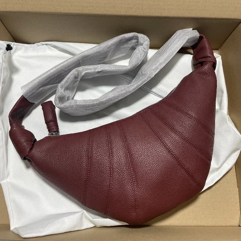 Women's Shoulder Bag Solid Color Versatile Simple Multi-functional Handbag Large-capacity Crossbody Bag Neutral Light Luxury
Women's Shoulder Bag Solid Color Versatile Simple Multi-functional Handbag Large-capacity Crossbody Bag Neutral Light Luxury