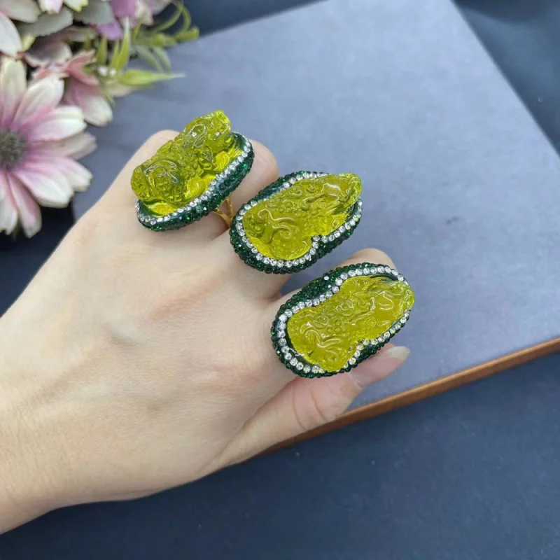 New Synthetic Amber Pixiu Women'S Ring Jewelry Simple, Light Luxury, Beautiful Accessories For Girls
New Synthetic Amber Pixiu Women'S Ring Jewelry Simple, Light Luxury, Beautiful Accessories For Girls