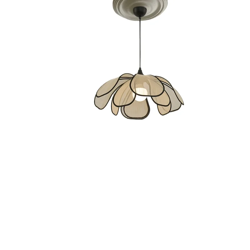 Французская ретро-лепестковая люстра, спальня, кабинет, столовая, средневековый кремовый ветер, балкон, гардеробная, лампа
Французская ретро-лепестковая люстра, спальня, кабинет, столовая, средневековый кремовый ветер, балкон, гардеробная, лампа