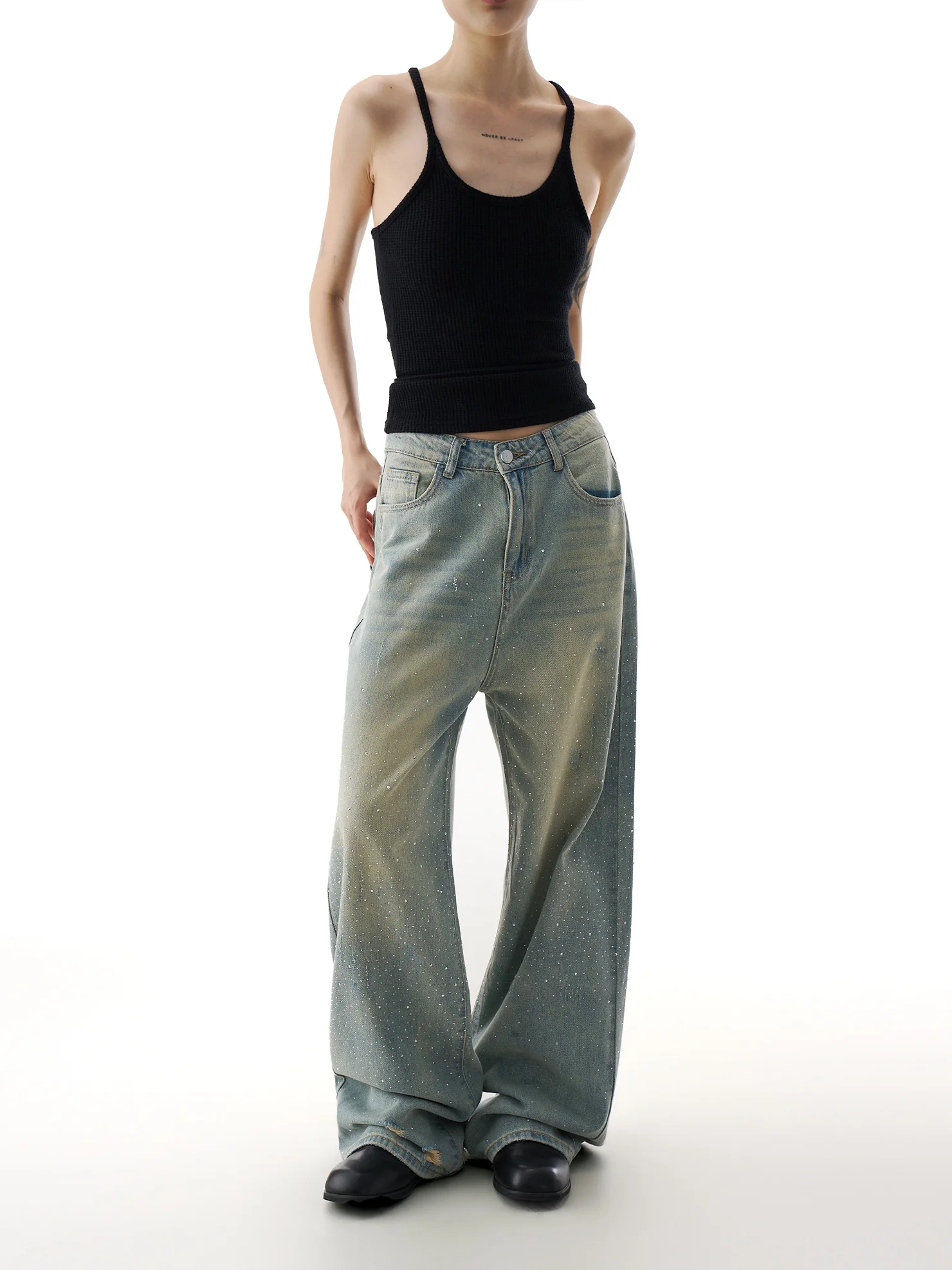 American Retro Light Blue Rhinestone Denim Pants Women Loose Slimming High Waist Straight Leg Casual Wide Leg Hole Jeans
American Retro Light Blue Rhinestone Denim Pants Women Loose Slimming High Waist Straight Leg Casual Wide Leg Hole Jeans