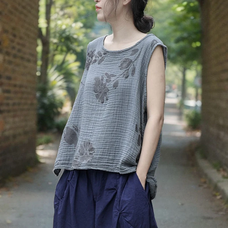 100% Cotton Women Casual Tank Tops New 2025 Summer Vintage Style O-neck Floral Print Loose Female Sleeveless Tops Tees M1518
100% Cotton Women Casual Tank Tops New 2025 Summer Vintage Style O-neck Floral Print Loose Female Sleeveless Tops Tees M1518
