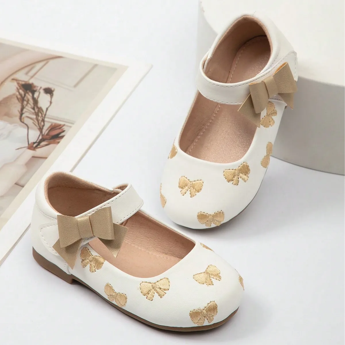 Kids'Casual Shoes Bow Solid Color PU Leather Fashion Spring Shoes For Girls Anti-slip Breathable Gold Shoes Size 20-29
Kids'Casual Shoes Bow Solid Color PU Leather Fashion Spring Shoes For Girls Anti-slip Breathable Gold Shoes Size 20-29