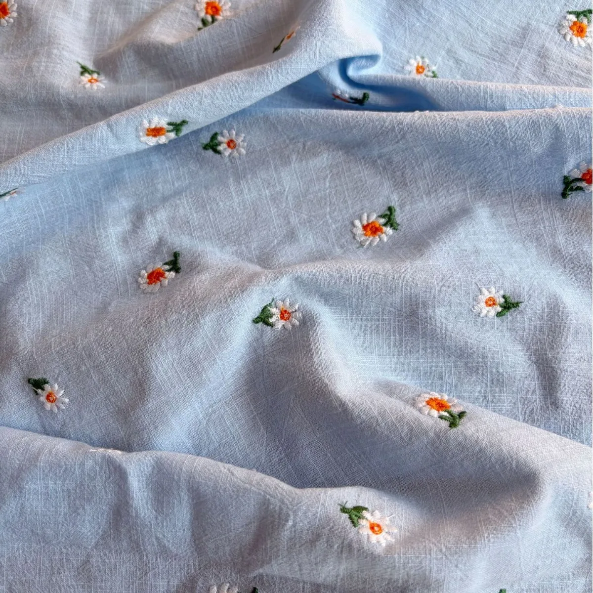 Sunflower Embroidery Linen Cotton Fabric Soft Pure Natural Handmade Patchwork Fabric for Sewing Dress Children's Clothing
Sunflower Embroidery Linen Cotton Fabric Soft Pure Natural Handmade Patchwork Fabric for Sewing Dress Children's Clothing