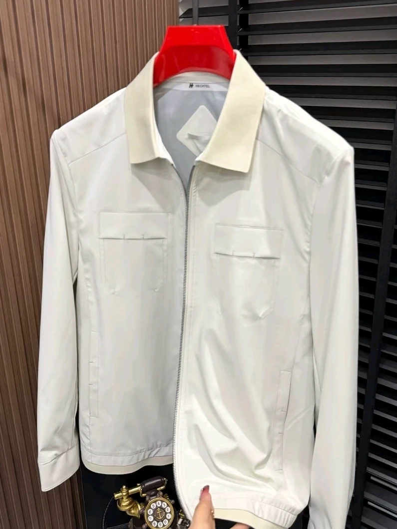 High Quality Men's Business Jacket Spring Autumn Flip Collar Versatile Fashionable Standard Fit Long Sleeve Casual Style
High Quality Men's Business Jacket Spring Autumn Flip Collar Versatile Fashionable Standard Fit Long Sleeve Casual Style