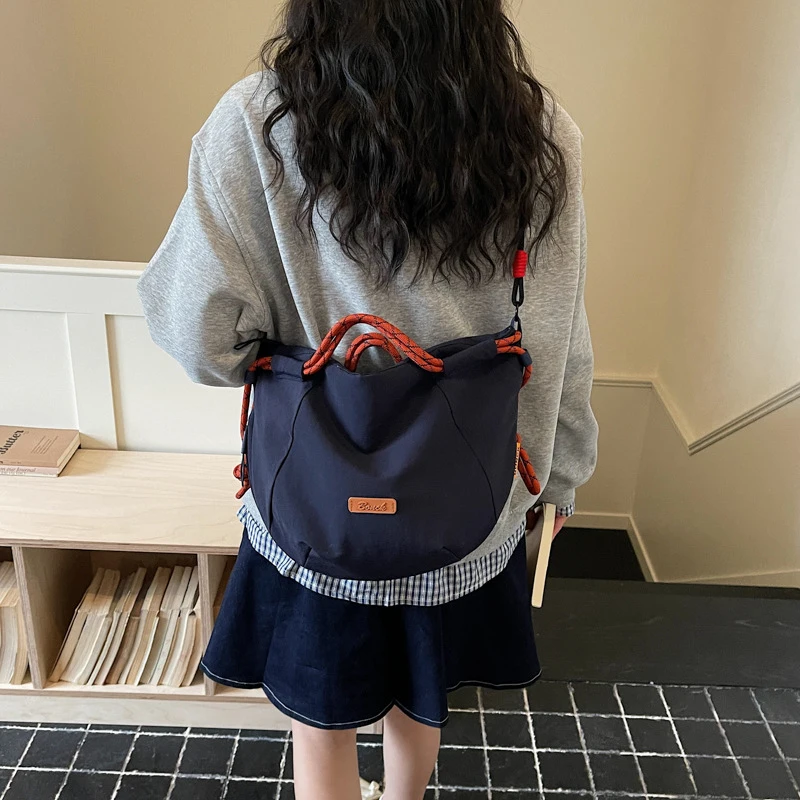 Women's 2026 New Trendy Nylon Dumpling Bag Large Capacity Lightweight Crossbody Shoulder Handbag for Daily Use
Women's 2026 New Trendy Nylon Dumpling Bag Large Capacity Lightweight Crossbody Shoulder Handbag for Daily Use