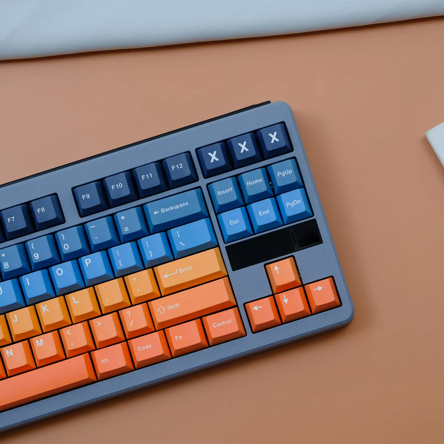147 Keys Gradient Skyline Keycap Cherry Profile PBT Dye Anime Keycaps for DIY Custom Gamer Mechanical Keyboard Accessori Gifts
147 Keys Gradient Skyline Keycap Cherry Profile PBT Dye Anime Keycaps for DIY Custom Gamer Mechanical Keyboard Accessori Gifts