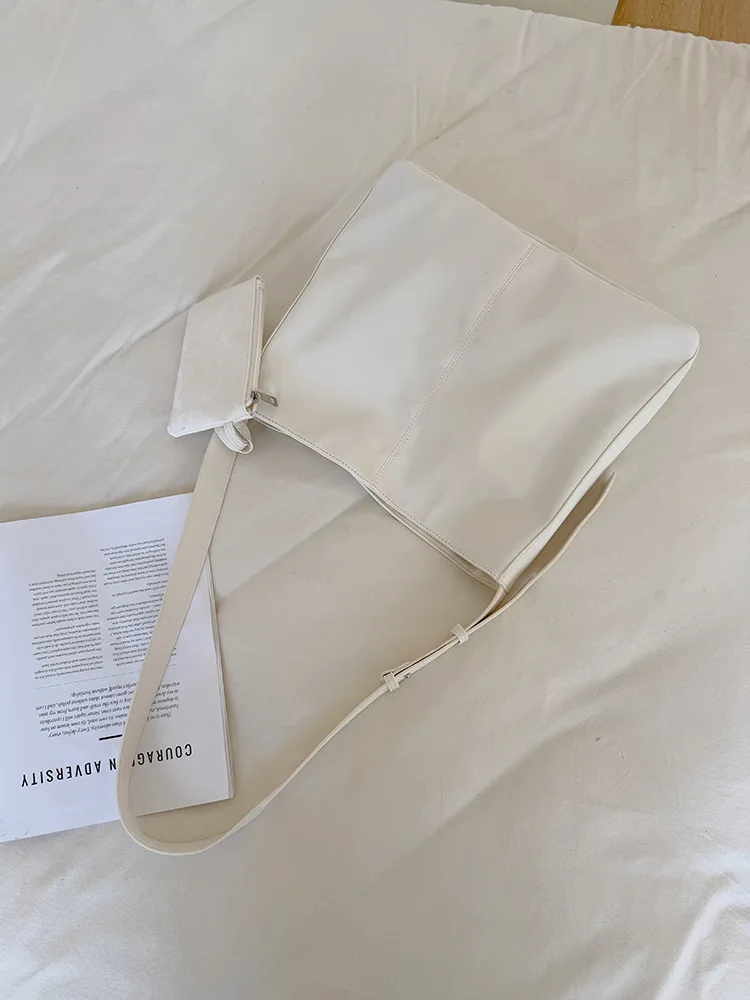 2025 Crossbody Bag Spring Vitality Girl Simple Leisure Soft Shoulder Bag Large Capacity Women's Bag Single Shoulder Tote Bag
2025 Crossbody Bag Spring Vitality Girl Simple Leisure Soft Shoulder Bag Large Capacity Women's Bag Single Shoulder Tote Bag