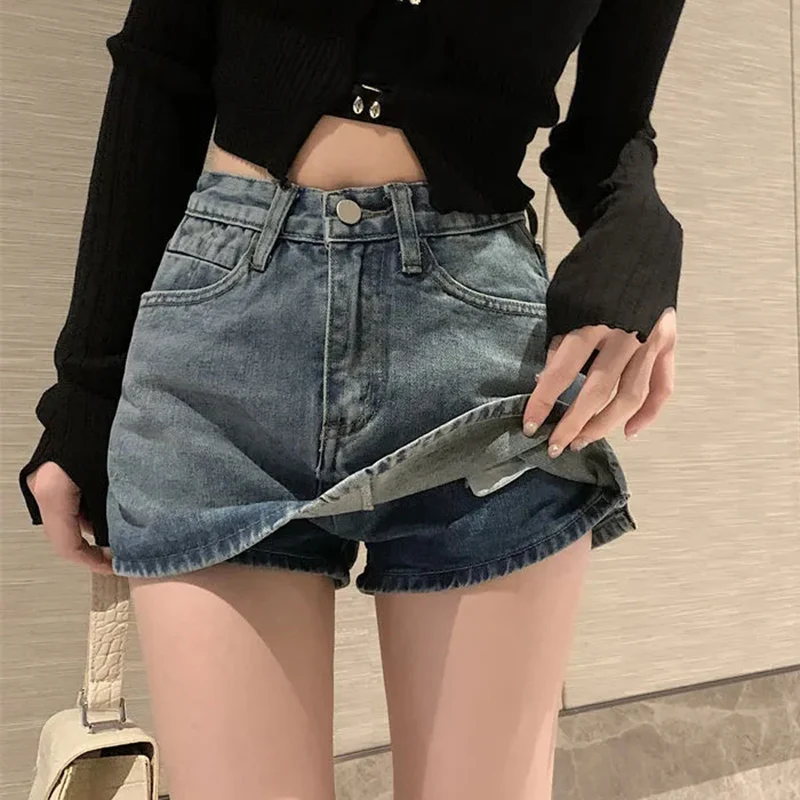 New Women Western Style High Waist Sexy Split Denim Short Skirt Casual A Line Culottes Lady Light Blue Wrapped Hip Mini Shorts
New Women Western Style High Waist Sexy Split Denim Short Skirt Casual A Line Culottes Lady Light Blue Wrapped Hip Mini Shorts
