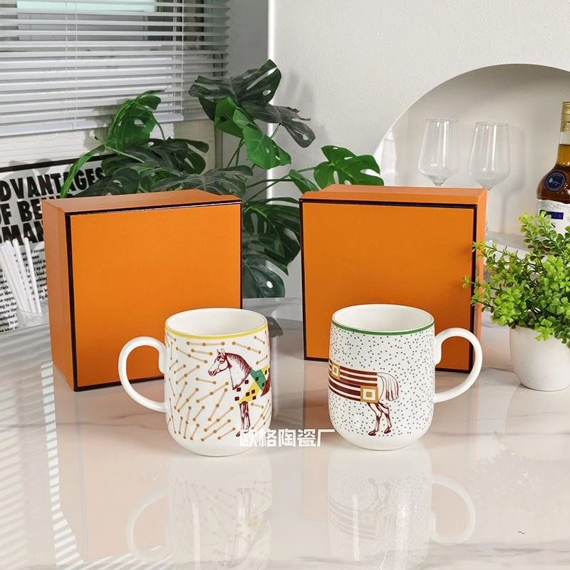 Exquisite Bone China Couple Coffee Cups Afternoon Tea Mugs Perfect for Friend Birthday Housewarming Wedding Gift
Exquisite Bone China Couple Coffee Cups Afternoon Tea Mugs Perfect for Friend Birthday Housewarming Wedding Gift