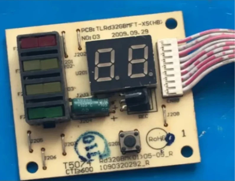 Подходит для нового приемника панели дисплея кондиционера TCL TLRD32GBMFT-XS (HB) 1090320292.
Подходит для нового приемника панели дисплея кондиционера TCL TLRD32GBMFT-XS (HB) 1090320292.