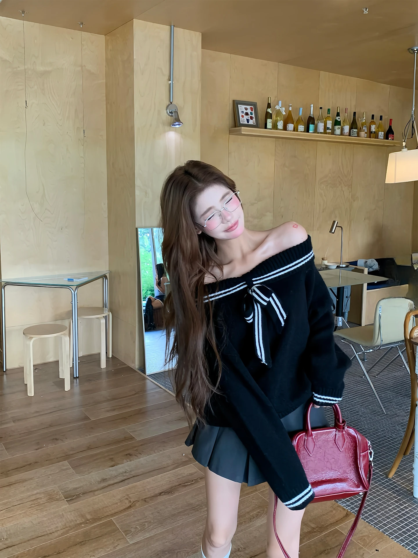 Bla Knitted oulder Bared Sweater for Women Autumn Winter New Sle Qipai Simp Slurry Design Straight Tube Commute Sle
Bla Knitted oulder Bared Sweater for Women Autumn Winter New Sle Qipai Simp Slurry Design Straight Tube Commute Sle