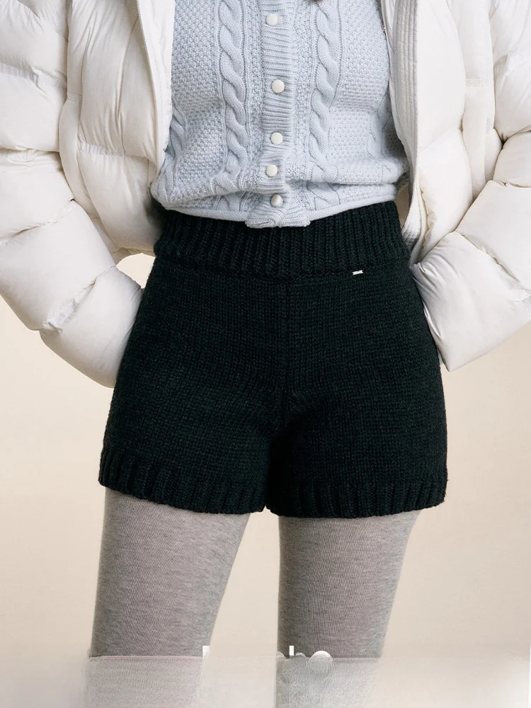 Женские повседневные брюки Kroche с высокой талией, утолщенные, мягкие, вязаные, удобные, универсальные, прямого кроя, с эластичным поясом
Женские повседневные брюки Kroche с высокой талией, утолщенные, мягкие, вязаные, удобные, универсальные, прямого кроя, с эластичным поясом