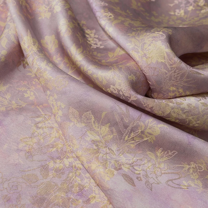 Soft Smooth Rayon Silk Jacquard Fabric Purple Floral Retro Chinese Style Dress Cheongsam Vest Hanfu Curtains Designer Clothing
Soft Smooth Rayon Silk Jacquard Fabric Purple Floral Retro Chinese Style Dress Cheongsam Vest Hanfu Curtains Designer Clothing