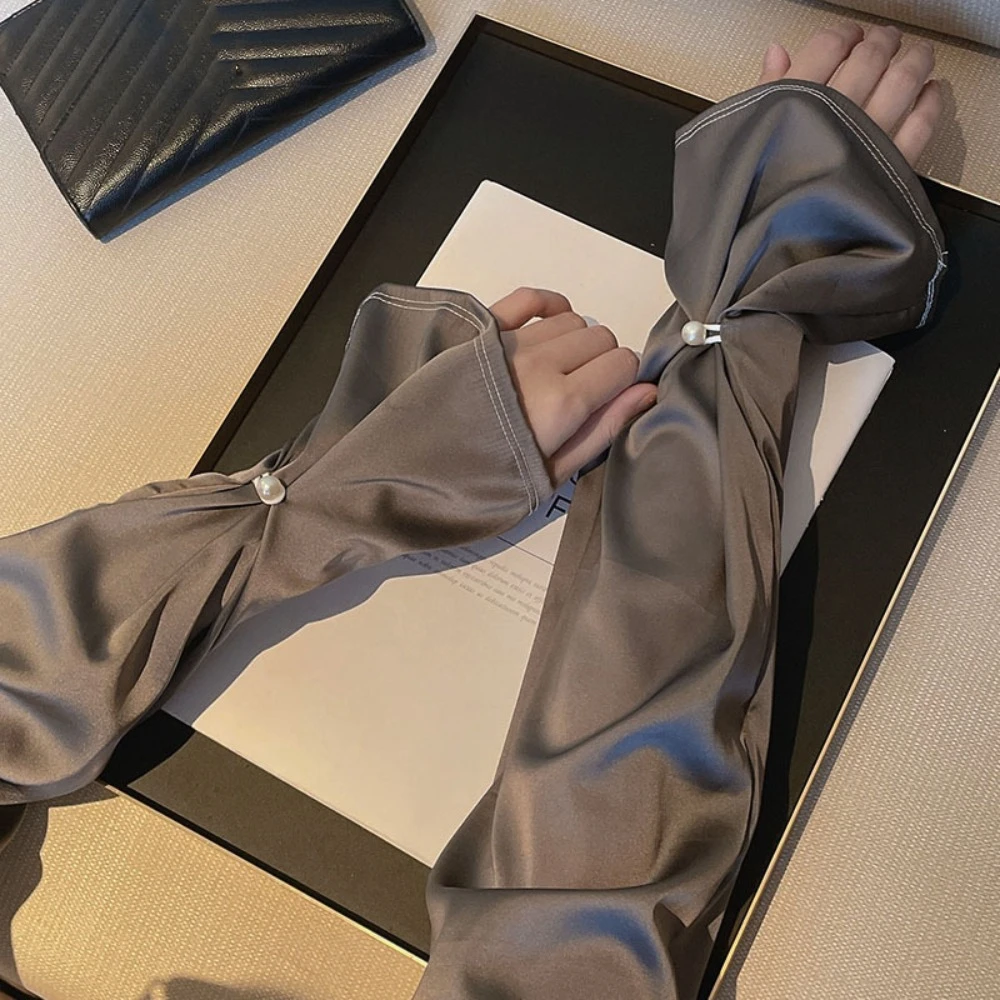 Sun Protection Silk Fabric Sleeves Pearl Thin Breathable Long Arm Sleeves Hand Sleeves UV Protection Yarn Arm Sunscreen Covers
Sun Protection Silk Fabric Sleeves Pearl Thin Breathable Long Arm Sleeves Hand Sleeves UV Protection Yarn Arm Sunscreen Covers