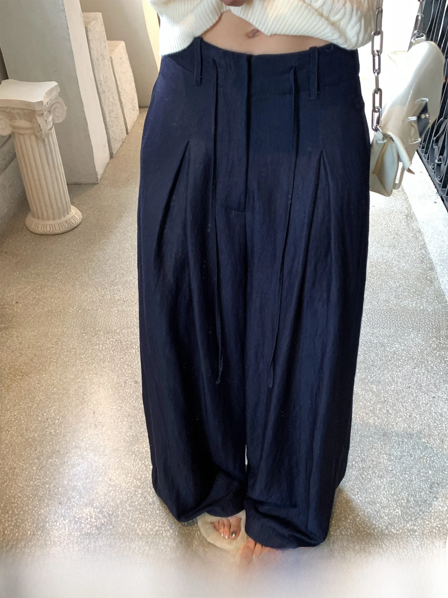 GV Wide Leg Casual Pants Women's Spring New Style Thin Natural Waist Drape Drawstring Casual Pants Breathable
GV Wide Leg Casual Pants Women's Spring New Style Thin Natural Waist Drape Drawstring Casual Pants Breathable