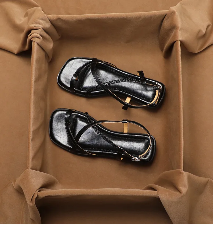 SHOEBOX Thin strap toe Roman sandals for women 2026 summer vintage leather clip toe low thick heel sandals
SHOEBOX Thin strap toe Roman sandals for women 2026 summer vintage leather clip toe low thick heel sandals