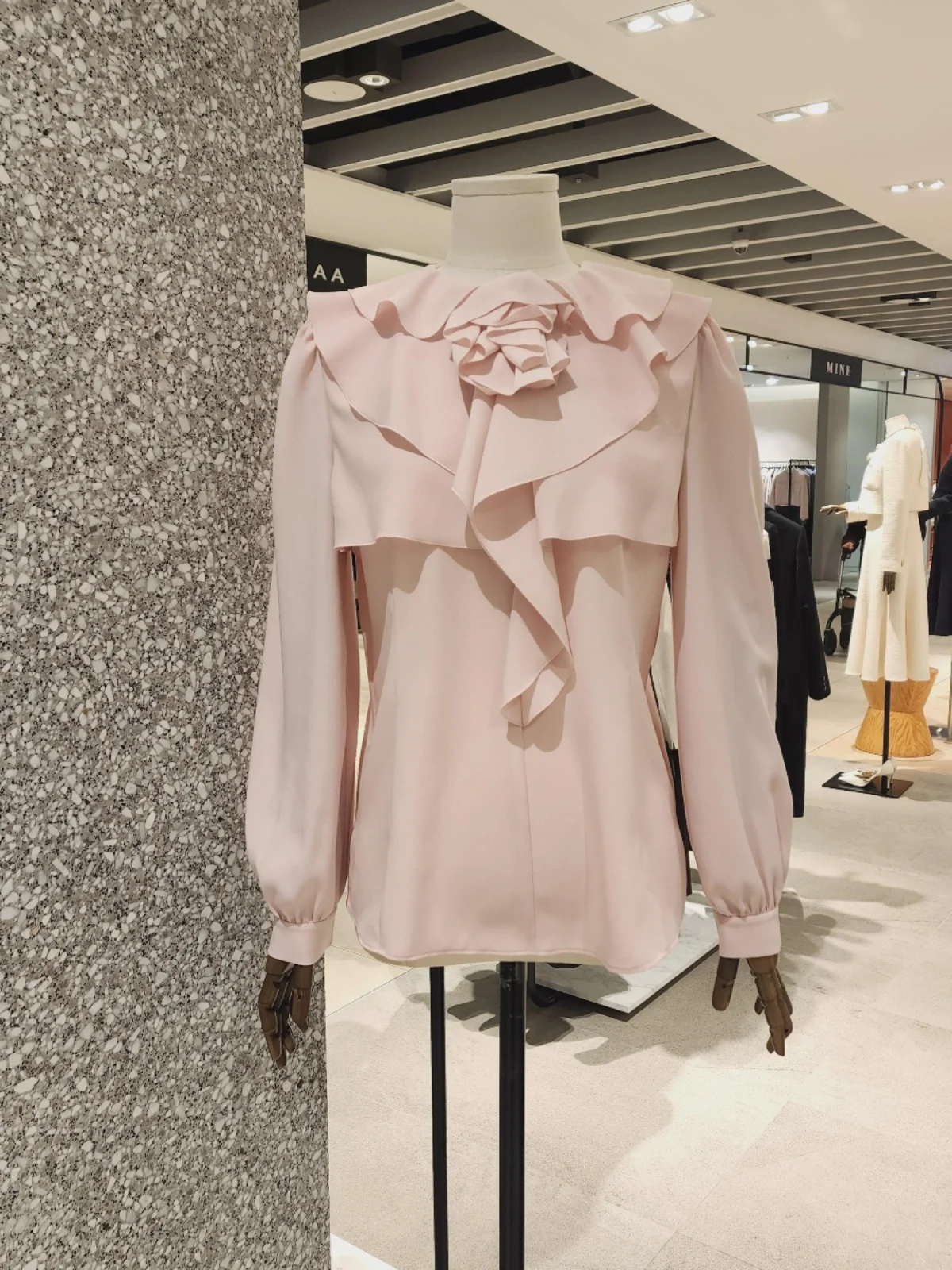 Ele Commuter Sle 2025 Autumn New Faion Slim Fit Pleated 3D Flower Lace Trim Chiffon irt Korean Version Straight Tube
Ele Commuter Sle 2025 Autumn New Faion Slim Fit Pleated 3D Flower Lace Trim Chiffon irt Korean Version Straight Tube