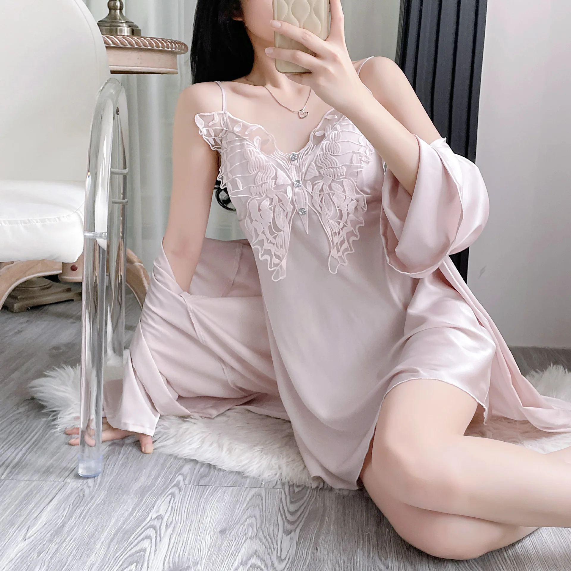 Women Sexy Sleepwear Patchwork Twinset Kimono Robe Spaghetti Strap Nightdress Set Summer Lace Bathrobe Loose Satin Home Dress
Women Sexy Sleepwear Patchwork Twinset Kimono Robe Spaghetti Strap Nightdress Set Summer Lace Bathrobe Loose Satin Home Dress