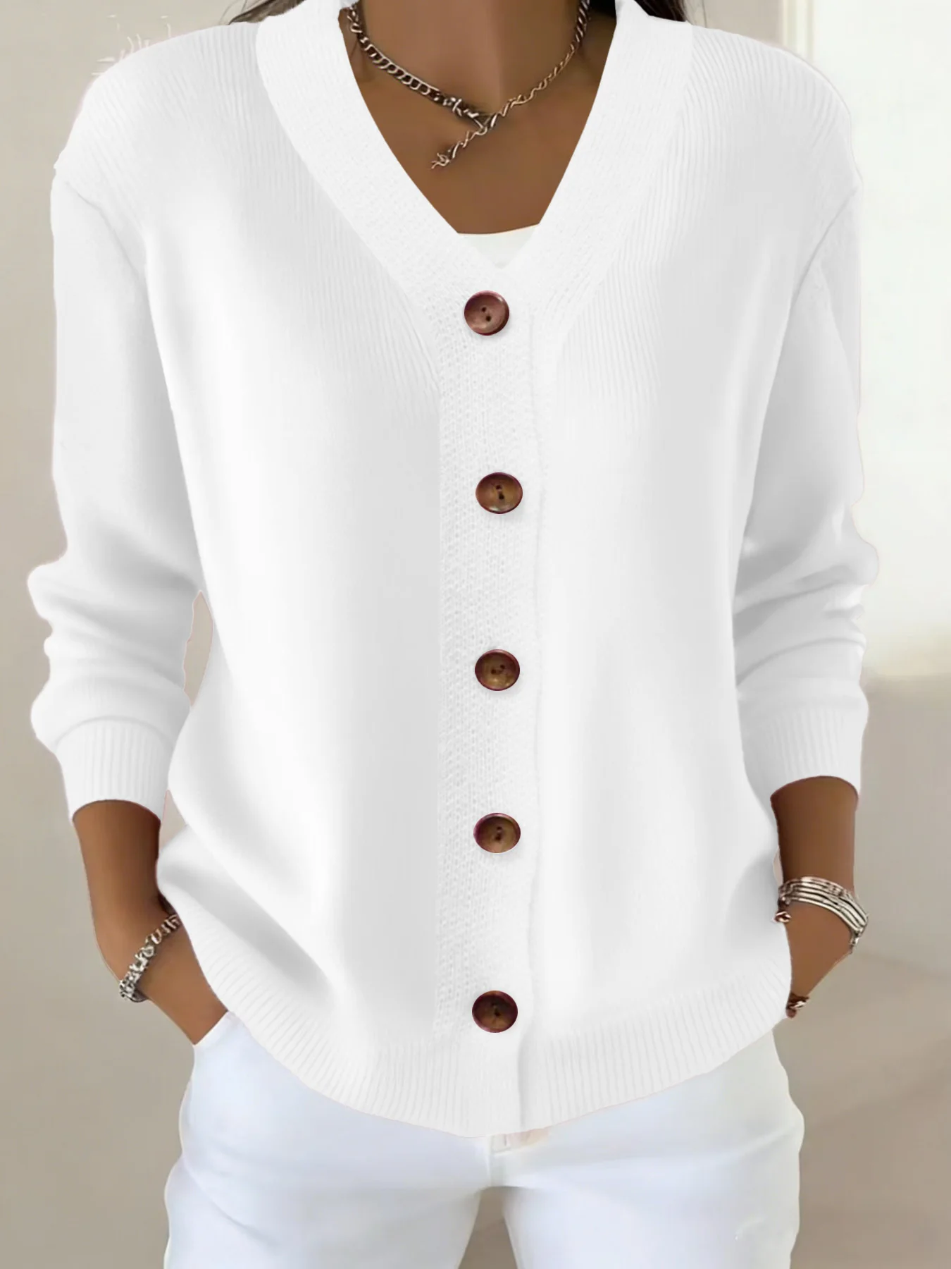Oversized Plus Size V Neck Knit Jacket Single Breasted Wood Buttons Long Cuffed Sleeve Soft Lightweight Daily Knit Cardigan
Oversized Plus Size V Neck Knit Jacket Single Breasted Wood Buttons Long Cuffed Sleeve Soft Lightweight Daily Knit Cardigan