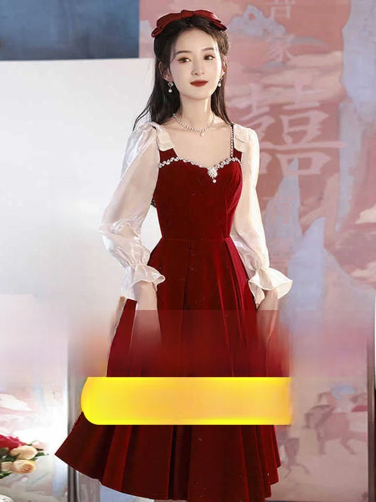 plus Size Velvet Long Sleeve Wedding Dress for Women Elegant High Waist Gown with Sequins And Bow Detail Perfect for Wedding ...
plus Size Velvet Long Sleeve Wedding Dress for Women Elegant High Waist Gown with Sequins And Bow Detail Perfect for Wedding ...