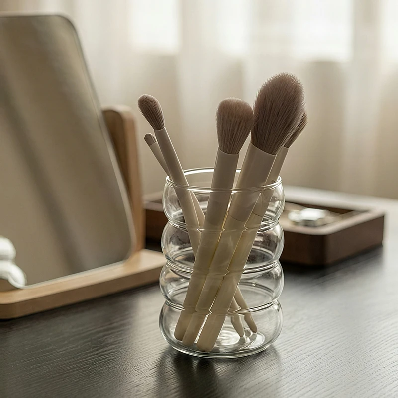 Makeup Brush Holder For Desk Ins Style Household Clear Glass Donut Shape 2026 New Creative Bathroom Vanity Storage Tube
Makeup Brush Holder For Desk Ins Style Household Clear Glass Donut Shape 2026 New Creative Bathroom Vanity Storage Tube