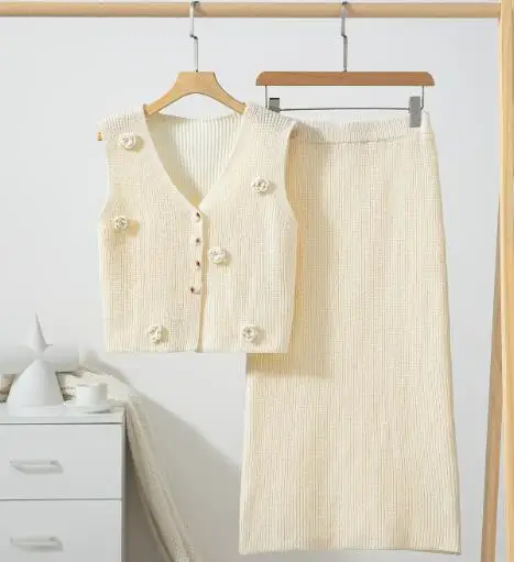 Summer Woman Elegant Skirts Outfits Two Piece Set New Women's 3D Flower Sleeveless Knitted Vest Top & High Waist Skirts Sets
Summer Woman Elegant Skirts Outfits Two Piece Set New Women's 3D Flower Sleeveless Knitted Vest Top & High Waist Skirts Sets