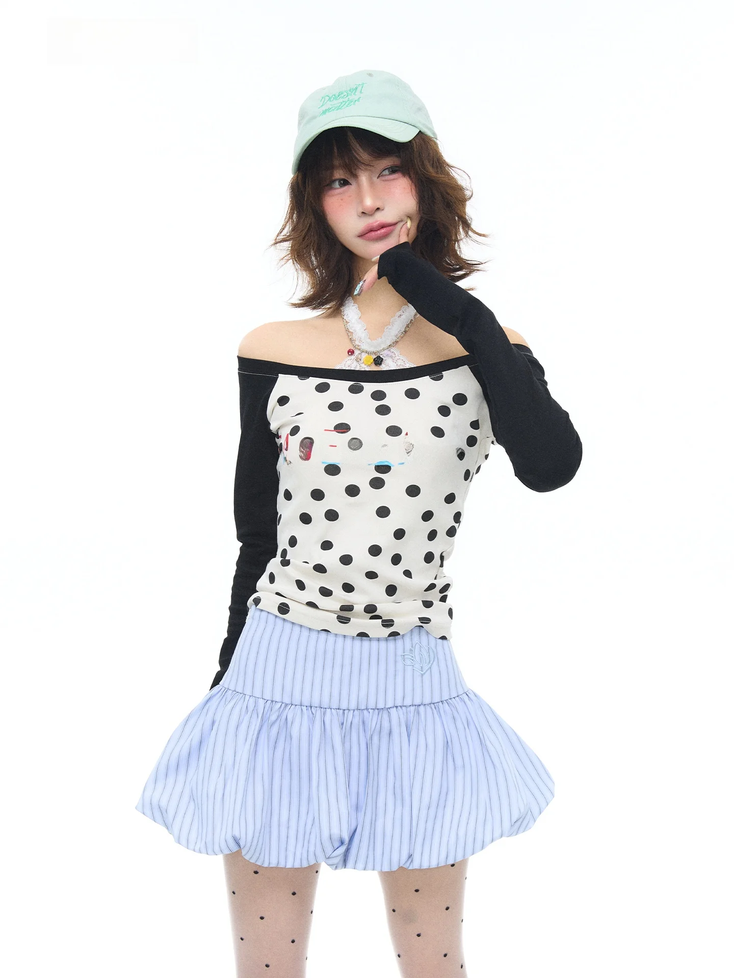 Astrsk Retro Polka Dot Pattern Letter Slant Collar Long Sve Women's Slim Fit ort T-irt oulder Exposure Top
Astrsk Retro Polka Dot Pattern Letter Slant Collar Long Sve Women's Slim Fit ort T-irt oulder Exposure Top
