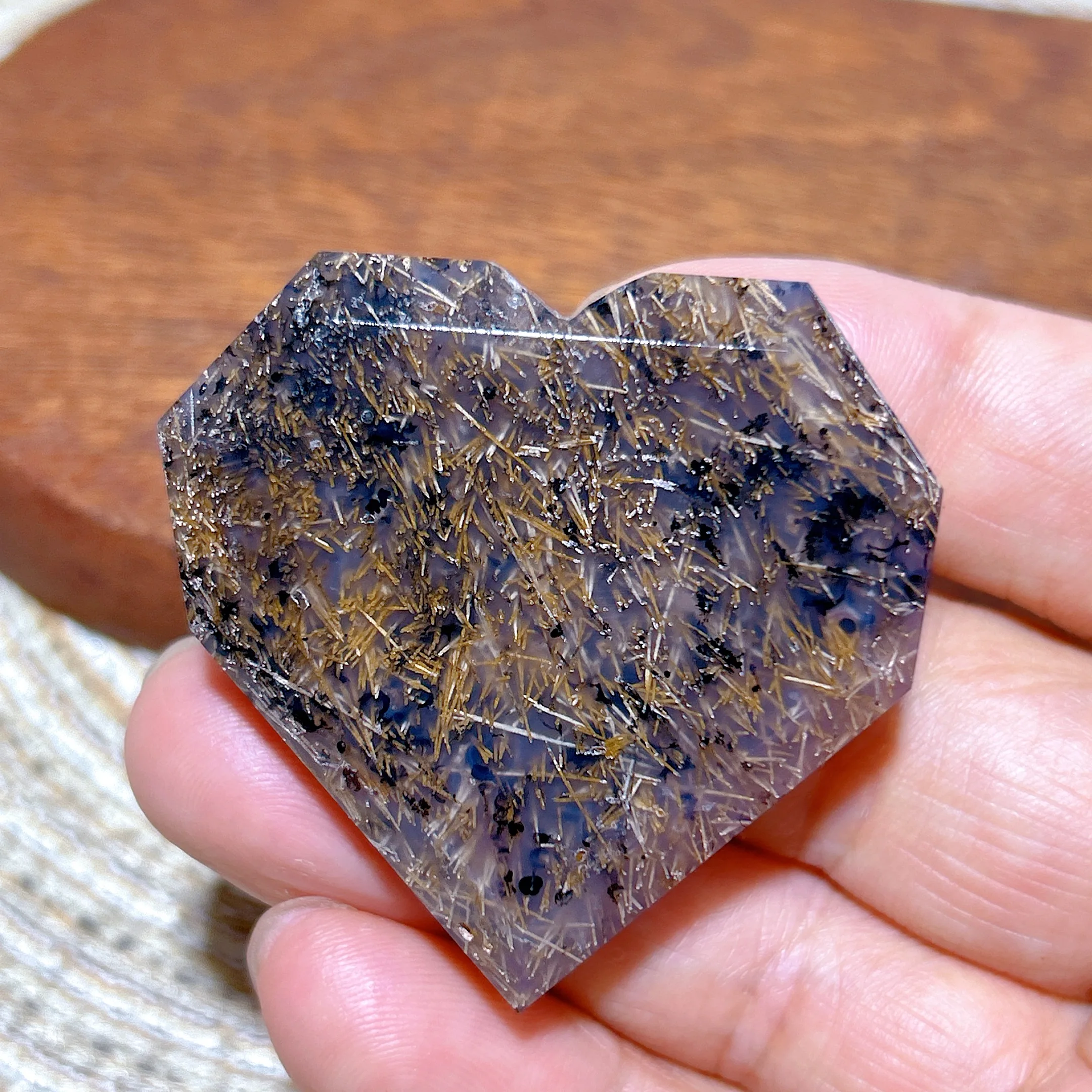 Natural Crystal Rutile Agate Cute Face Heart polished Healing High Quality Gemstone Mineral Energy Home Decorations Gift
Natural Crystal Rutile Agate Cute Face Heart polished Healing High Quality Gemstone Mineral Energy Home Decorations Gift