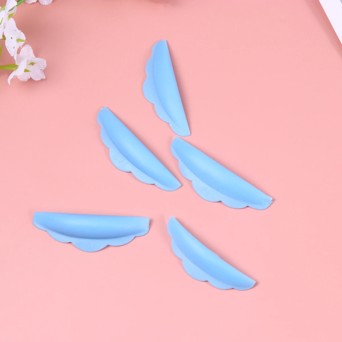 5 Pairs Silicone Eyelash Perm Gaskets Reusable Lash Extension Grafting Gaskets Blue Curling Styling Tool For False Eyelashes
5 Pairs Silicone Eyelash Perm Gaskets Reusable Lash Extension Grafting Gaskets Blue Curling Styling Tool For False Eyelashes