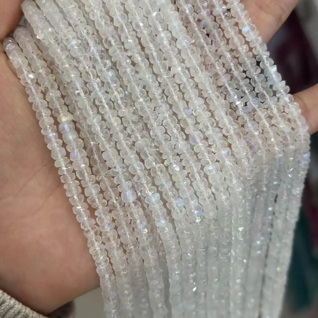 Moonstone roundelle flat oval oblong faceted for DIY making jewelry necklace wholesale loose beads
Moonstone roundelle flat oval oblong faceted for DIY making jewelry necklace wholesale loose beads