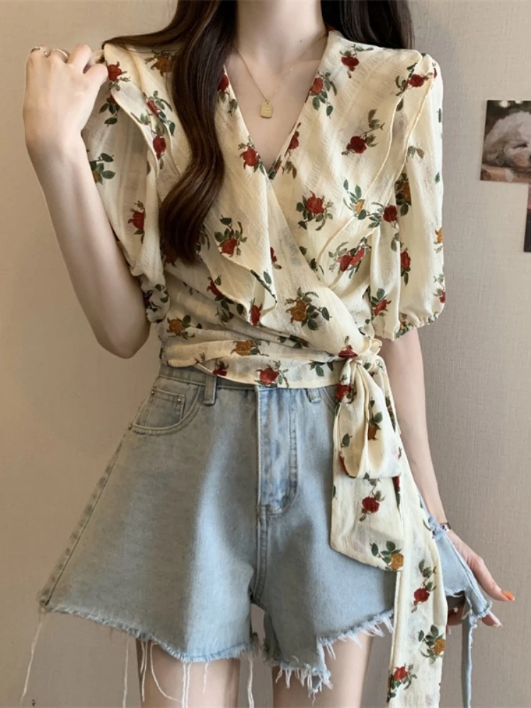 Floral Print Shirt Women's Summer Loose Fit V-Neck Tie Waist Belt Design Sensation Slimming Top Large Size Bubble Sleeve
Floral Print Shirt Women's Summer Loose Fit V-Neck Tie Waist Belt Design Sensation Slimming Top Large Size Bubble Sleeve