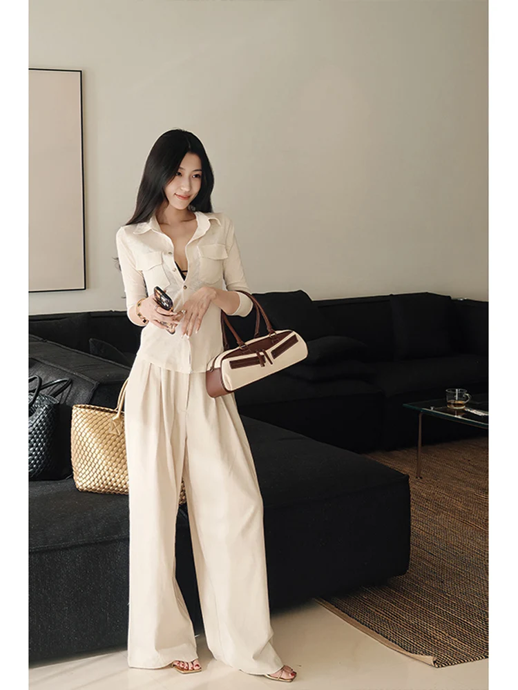 Retro Spicy Girl Collar Seven-Quarter Sleeve Shirt Women's Slim Fit Thin Base Top Fashionable Autumn New Style
Retro Spicy Girl Collar Seven-Quarter Sleeve Shirt Women's Slim Fit Thin Base Top Fashionable Autumn New Style