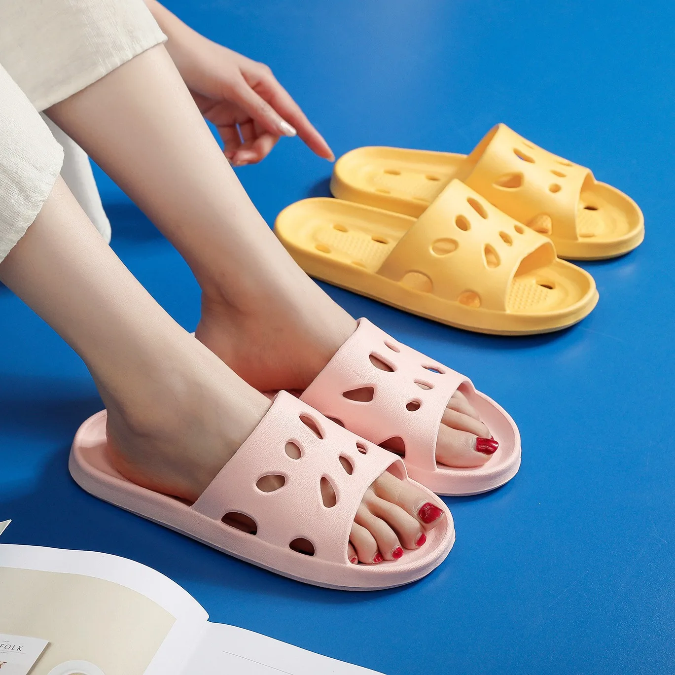 Bathroom House Cheese Slippers Light Weight Water Leaky Beach Flip Flop Non-slip Pool Swimming Aqua Shoes
Bathroom House Cheese Slippers Light Weight Water Leaky Beach Flip Flop Non-slip Pool Swimming Aqua Shoes