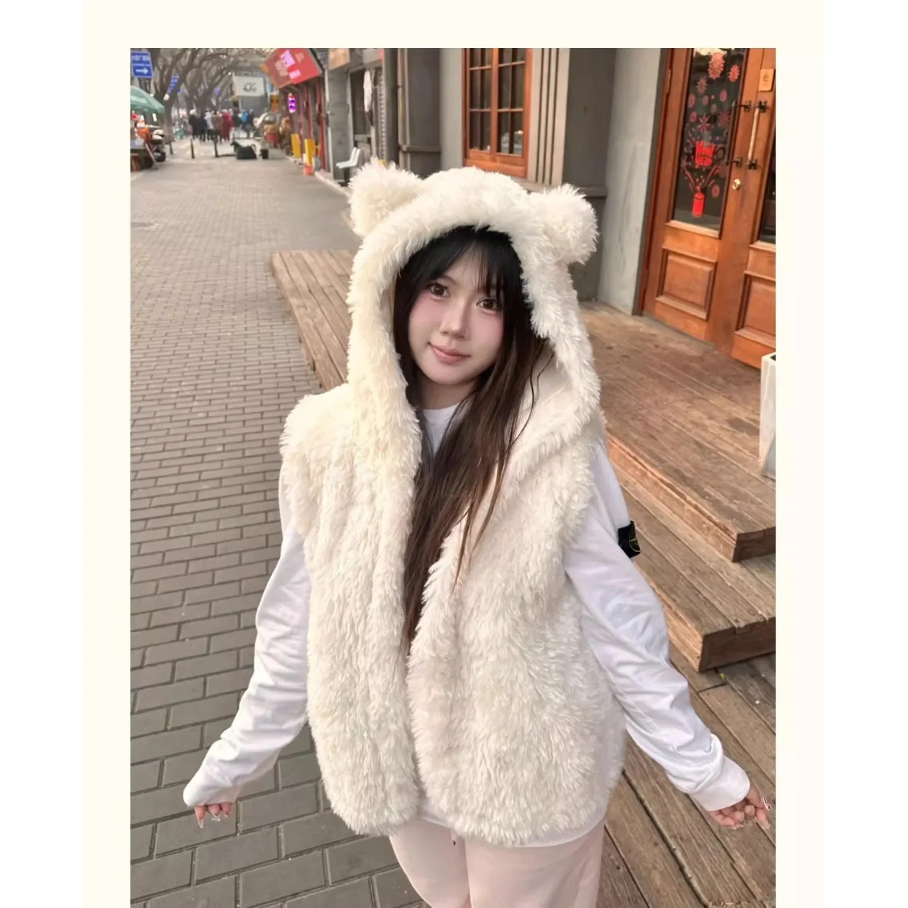 Spring Autumn New Style Cardigan Lengthened Geometry Pattern Vintage Polyester Bear Ear Hooded Faux Lamb Fur Vest Women's
Spring Autumn New Style Cardigan Lengthened Geometry Pattern Vintage Polyester Bear Ear Hooded Faux Lamb Fur Vest Women's