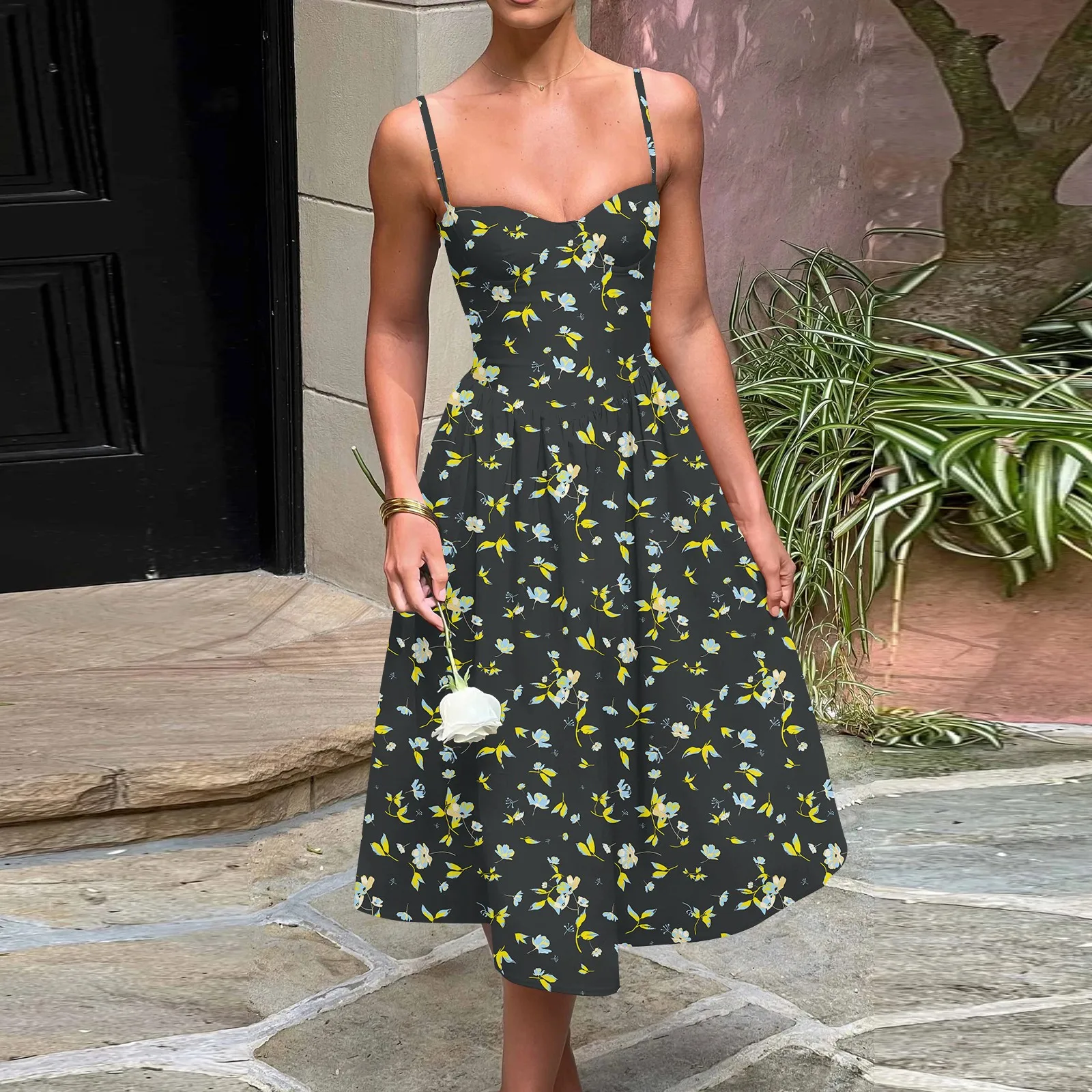 Women's Sweet and sexy Dress Slim Thin shoulder strap Mid-length Dresses Summer printing beach dress Fashionable street dressing
Women's Sweet and sexy Dress Slim Thin shoulder strap Mid-length Dresses Summer printing beach dress Fashionable street dressing