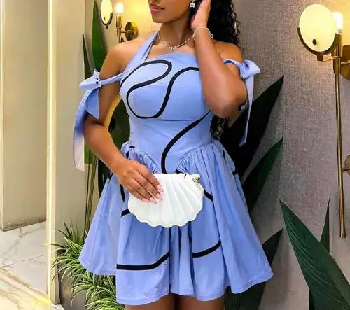 Summer New Style Abstract Printed Lace Up Shoulder Pleated Skirt for Women, Fashionable Slim Fit A-Line Hanging Neck Dress
Summer New Style Abstract Printed Lace Up Shoulder Pleated Skirt for Women, Fashionable Slim Fit A-Line Hanging Neck Dress