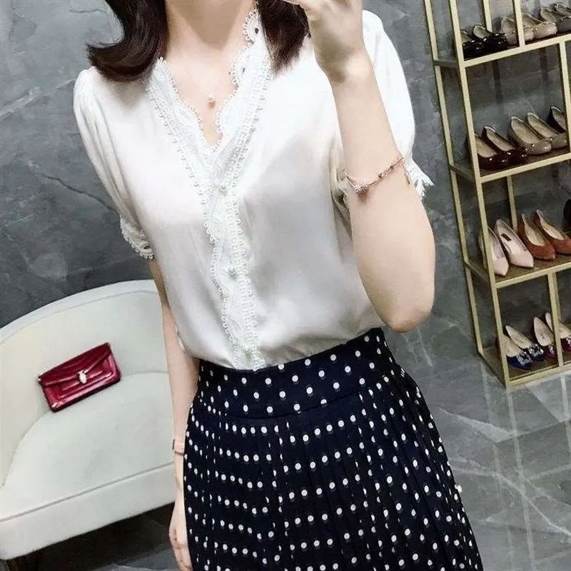 Women's V-ne Lace Stitching Silk Satin irt ort Sve Cleanfit Sle Poly Cotton Blend Thin Fabric Deformable Spring Co...
Women's V-ne Lace Stitching Silk Satin irt ort Sve Cleanfit Sle Poly Cotton Blend Thin Fabric Deformable Spring Co...