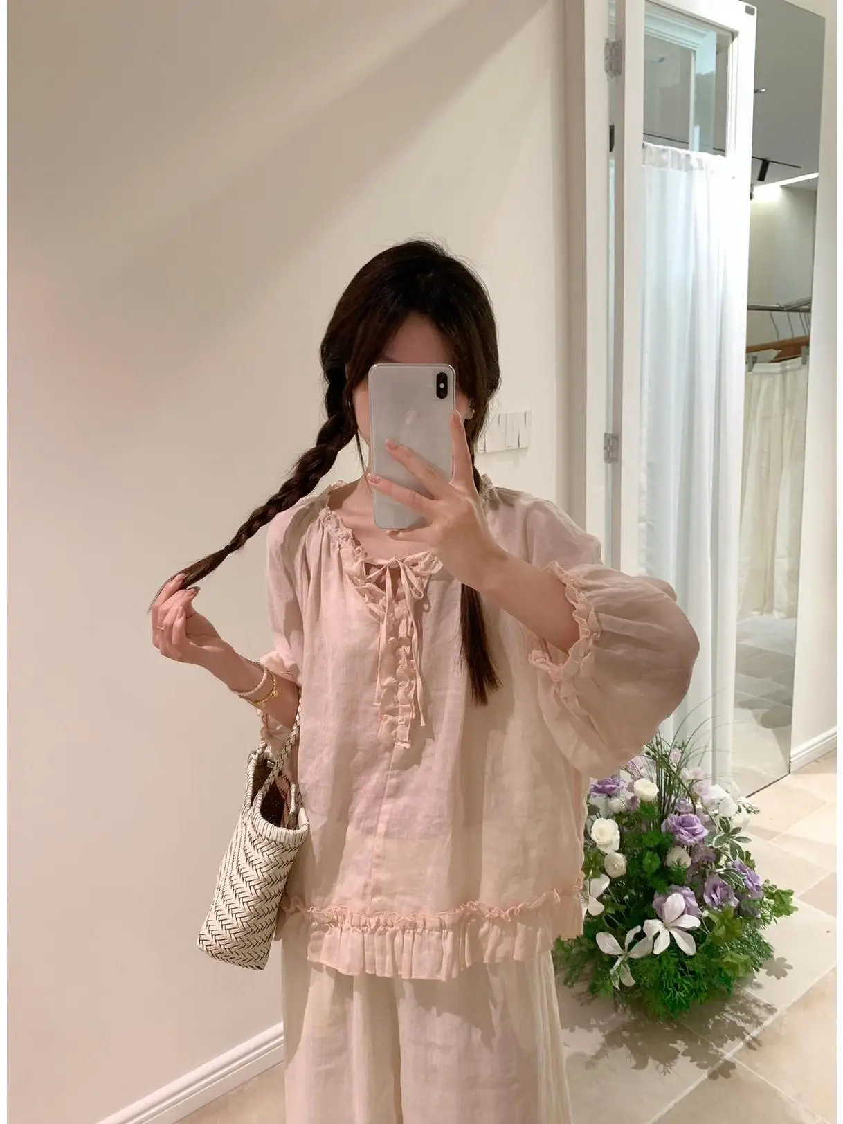 Korean Style Loose Women's Shirt with Lantern Sleeves And Bow Tie Summer 2026 New Sweet Sun Protection for Young Girls
Korean Style Loose Women's Shirt with Lantern Sleeves And Bow Tie Summer 2026 New Sweet Sun Protection for Young Girls