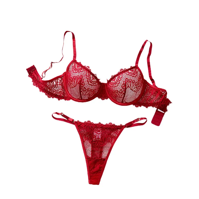 Романтическое нижнее белье, изысканный кружевной бюстгальтер, ультратонкие прозрачные стринги, сексуальный комплект красного цвета.
Романтическое нижнее белье, изысканный кружевной бюстгальтер, ультратонкие прозрачные стринги, сексуальный комплект красного цвета.