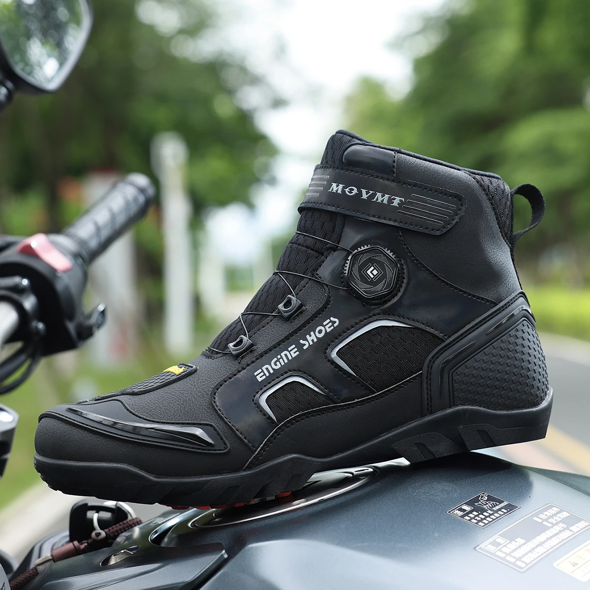 New Motorcycle Boots Men Leather Motos Breathable Anti Slip Wear-resistant Riders Boots Motorbike Racing Ankle Length Shoes
New Motorcycle Boots Men Leather Motos Breathable Anti Slip Wear-resistant Riders Boots Motorbike Racing Ankle Length Shoes