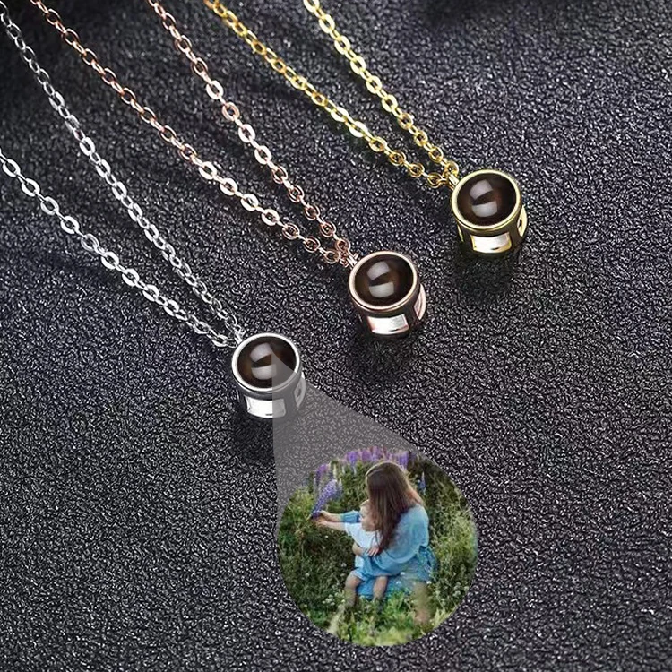 Custom Photo Necklace Projection Necklace with Circle Pendant Personalized Necklace Jewelry Gifts for Women
Custom Photo Necklace Projection Necklace with Circle Pendant Personalized Necklace Jewelry Gifts for Women