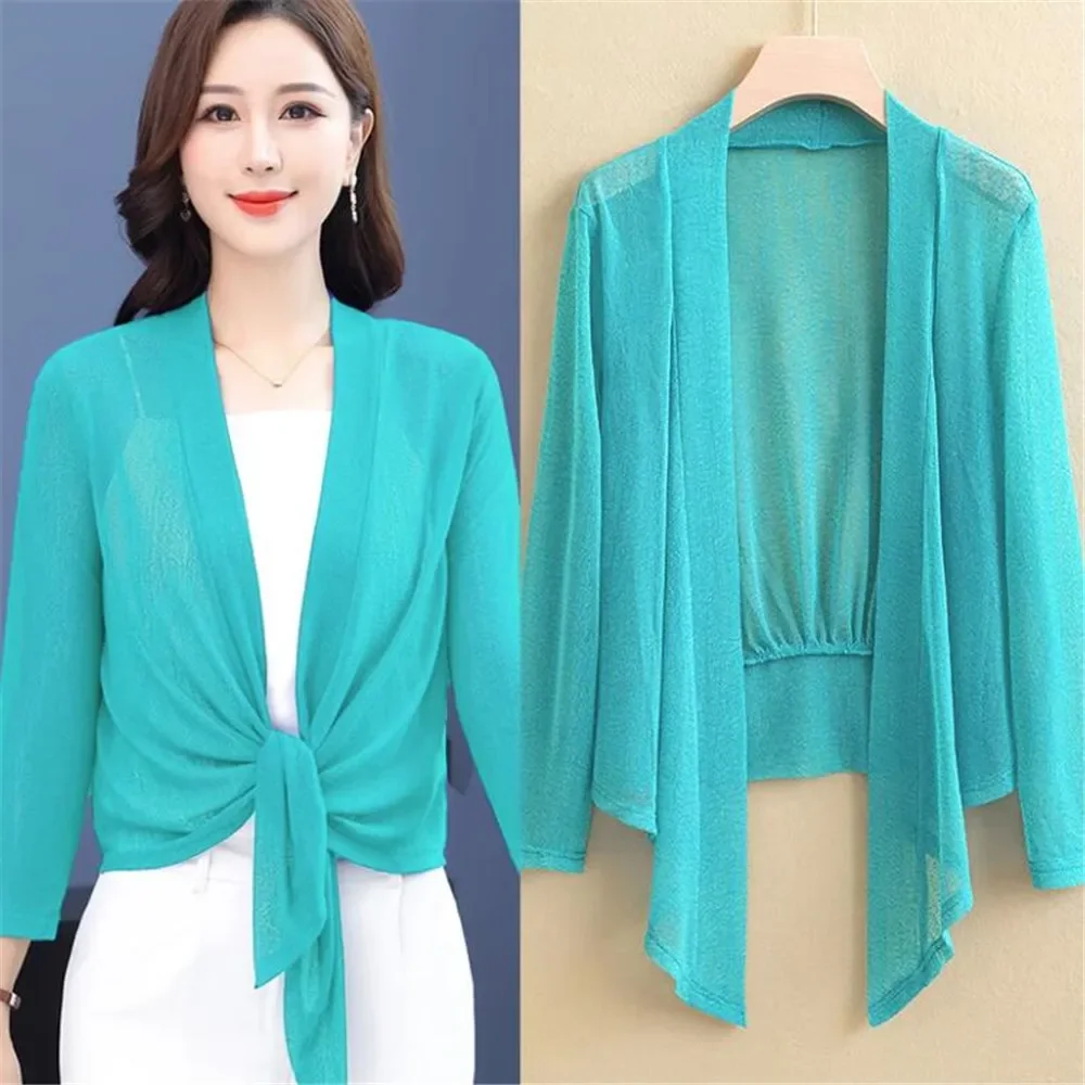 Spring Summer Sun Protection Women Shawl Oversized Outerwear Female Long Sleeve Cardigan Shirt Women Thin Coat Jacket 5XL 6XL7XL
Spring Summer Sun Protection Women Shawl Oversized Outerwear Female Long Sleeve Cardigan Shirt Women Thin Coat Jacket 5XL 6XL7XL
