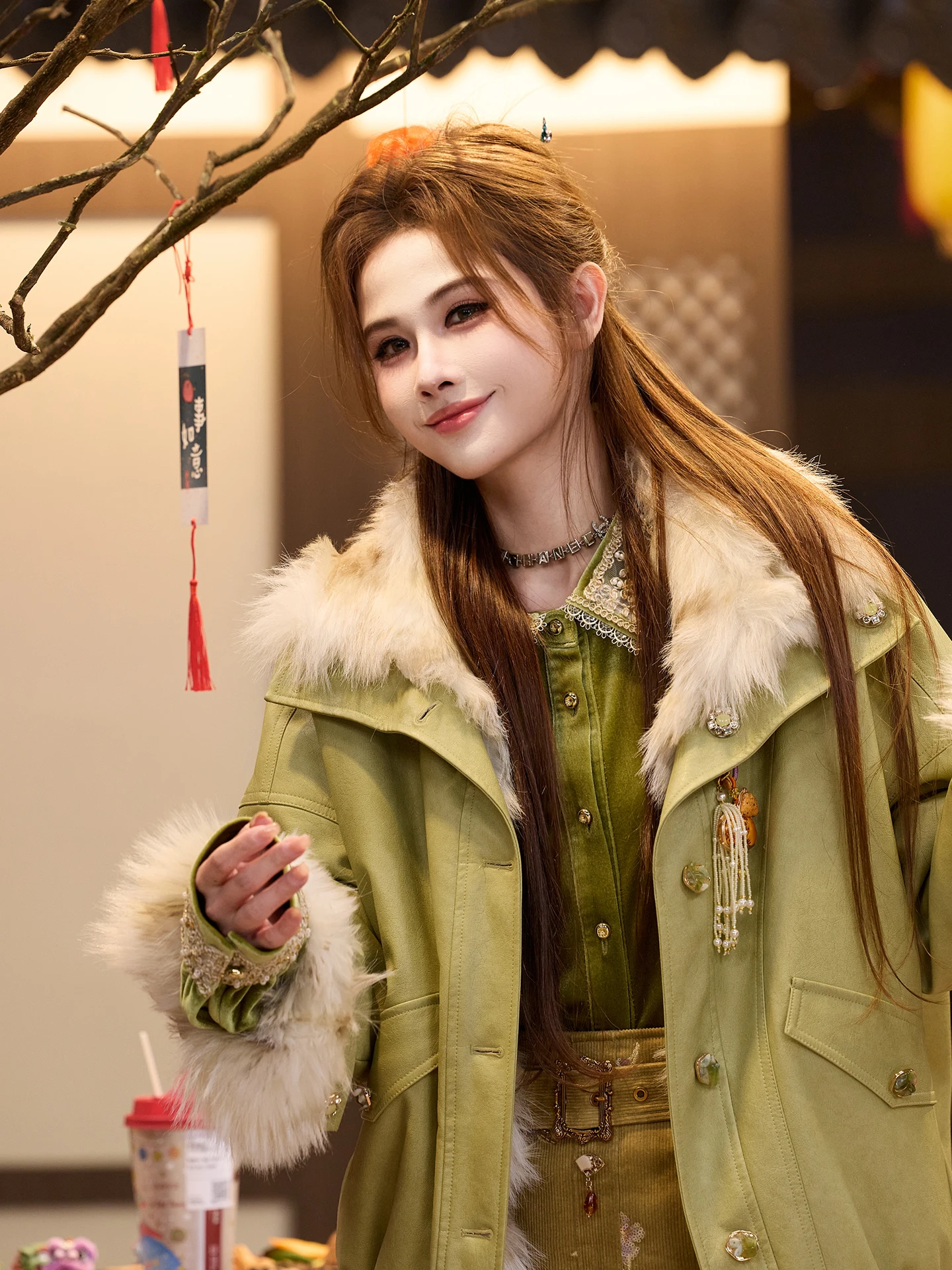 Женская двусторонняя утепленная куртка TUNT из искусственного меха горчичного цвета, свободного кроя, теплая, повседневная, осенне-зимняя верхняя одежда
Женская двусторонняя утепленная куртка TUNT из искусственного меха горчичного цвета, свободного кроя, теплая, повседневная, осенне-зимняя верхняя одежда