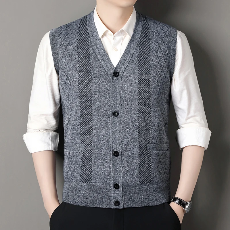 Autumn Winter Warm Slim Fit Knit Vest Men Smart Casual Sleeveless Knitted Sweater Vests Mens V-Neck Fleece Patchwork Waistcoat
Autumn Winter Warm Slim Fit Knit Vest Men Smart Casual Sleeveless Knitted Sweater Vests Mens V-Neck Fleece Patchwork Waistcoat
